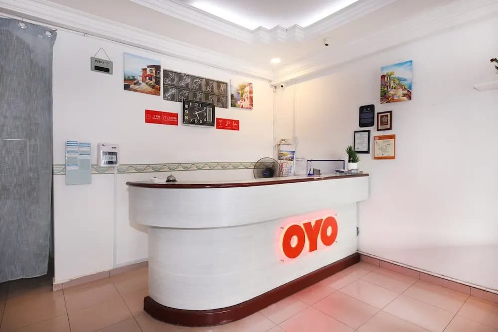 OYO 90893 Hotel 68 Kampung Lapan - photo 8