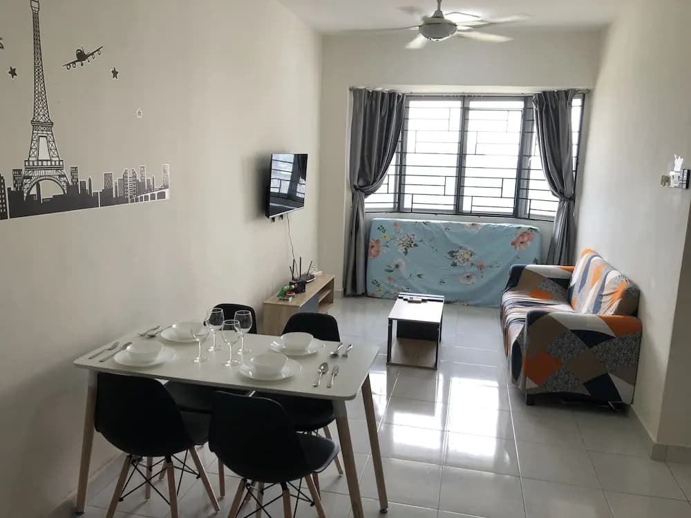 Cozy Homestay at Main Place - photo 14