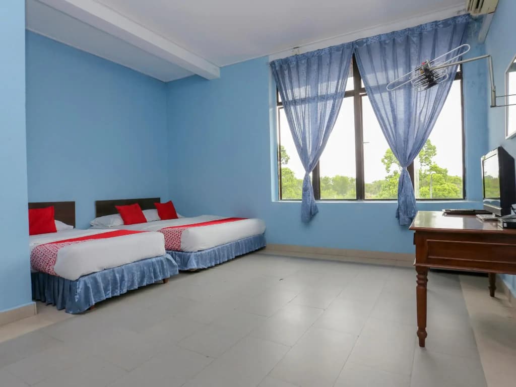 OYO 90174 Tuah Inn - photo 1