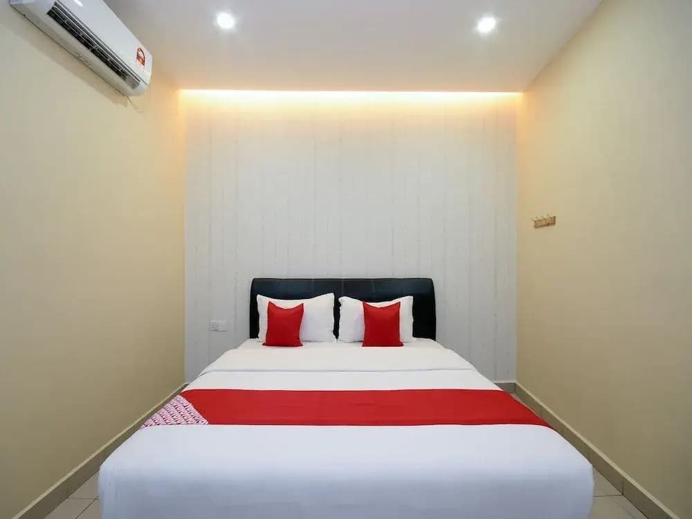 Hotel O Ys Inn - photo 6