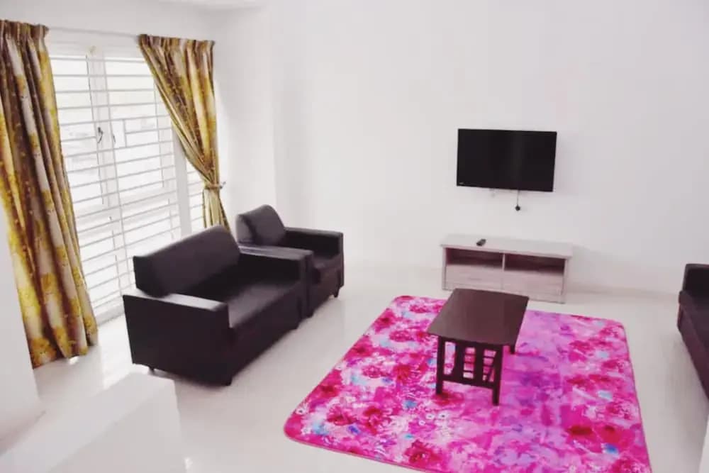 HomeStay Nimah Seaview - photo 4
