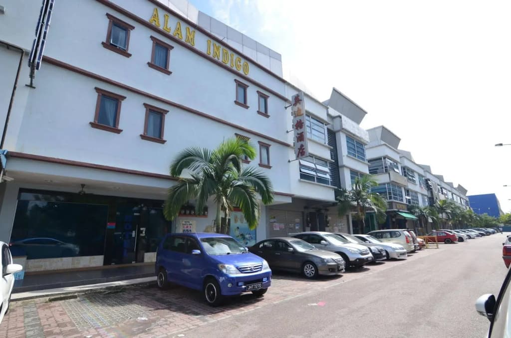Hotel Alam Indi - photo 1