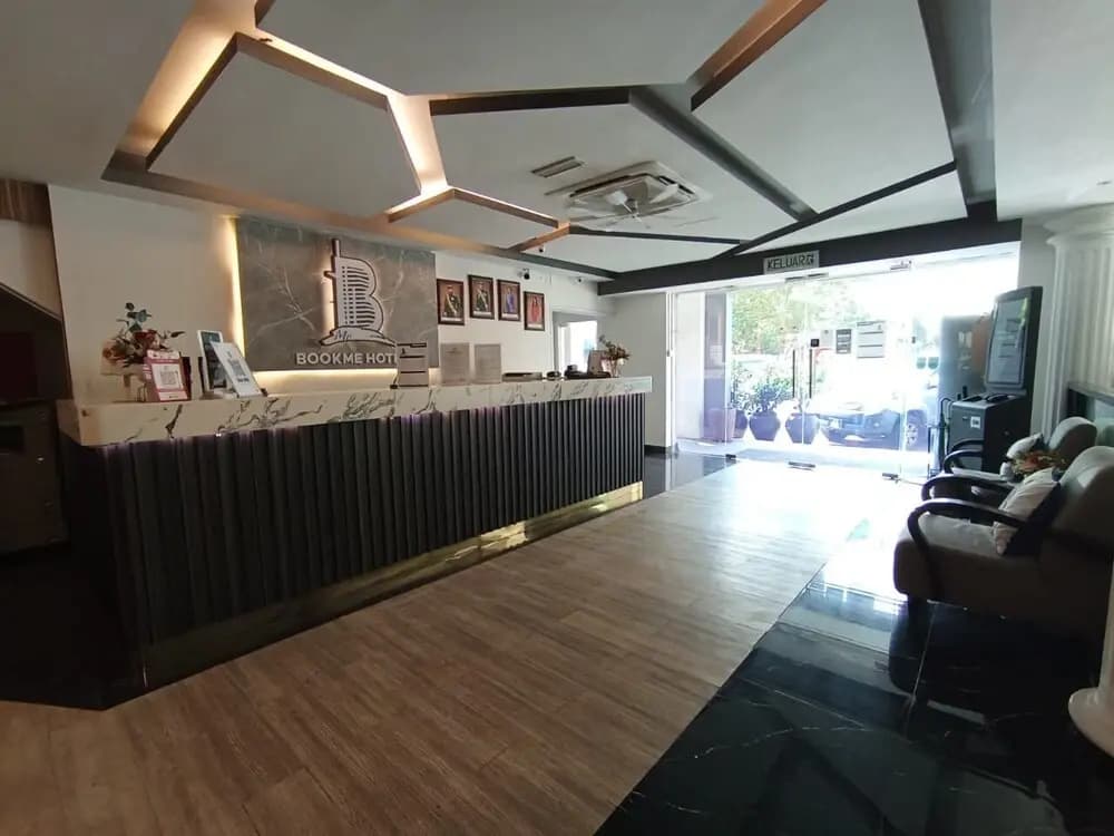 BookMe Hotel - photo 14