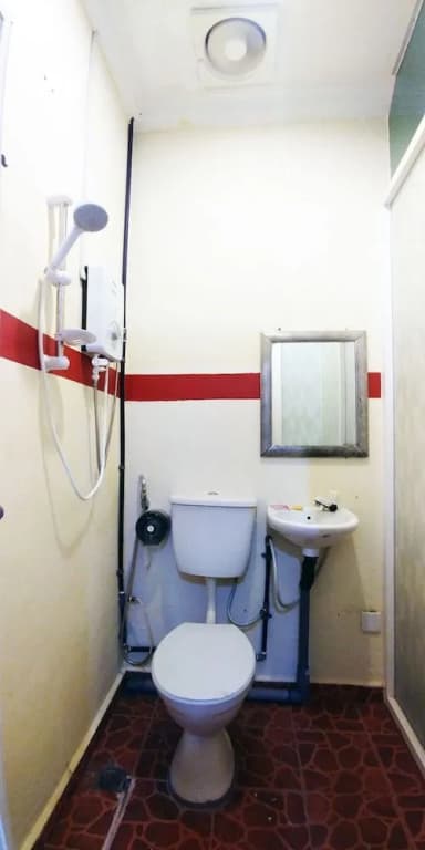 Warisan Family Inn - photo 18
