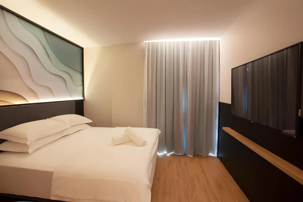 Hako Hotel Mount Austin - photo 4