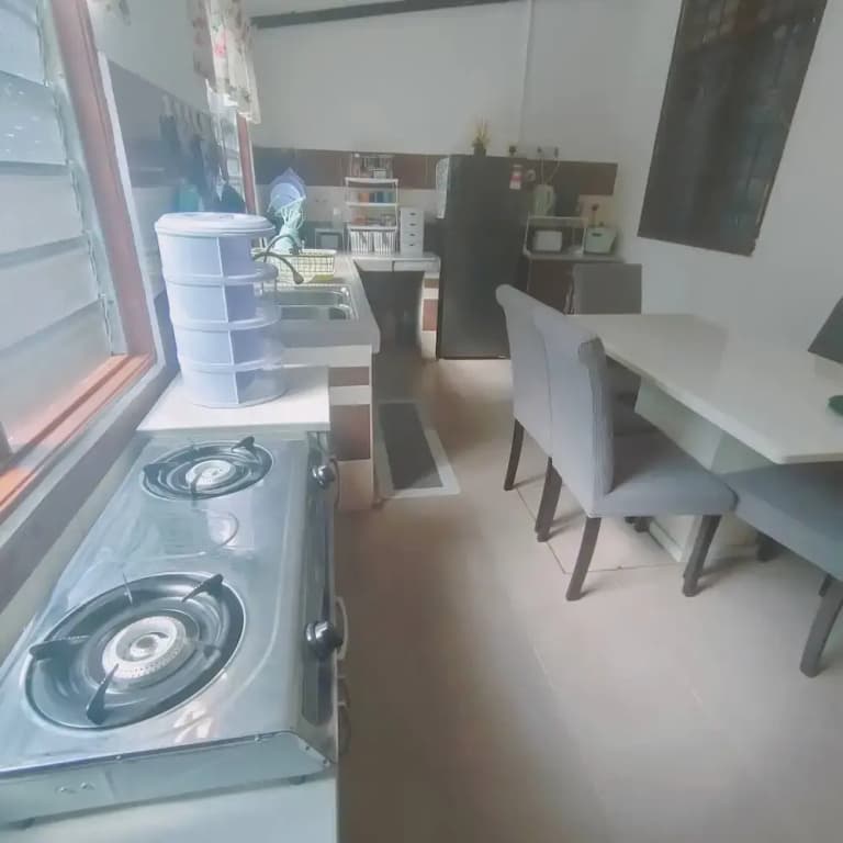 Taman Tinah Homestay - photo 11