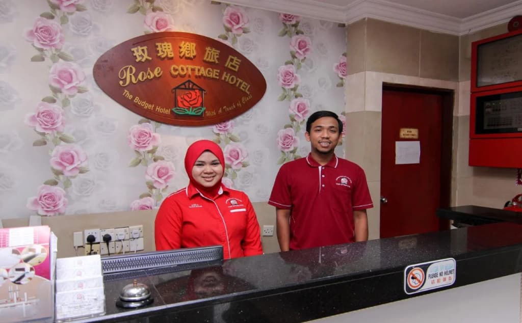 Hotel Zamburger Taman Nusa Bestari - photo 10