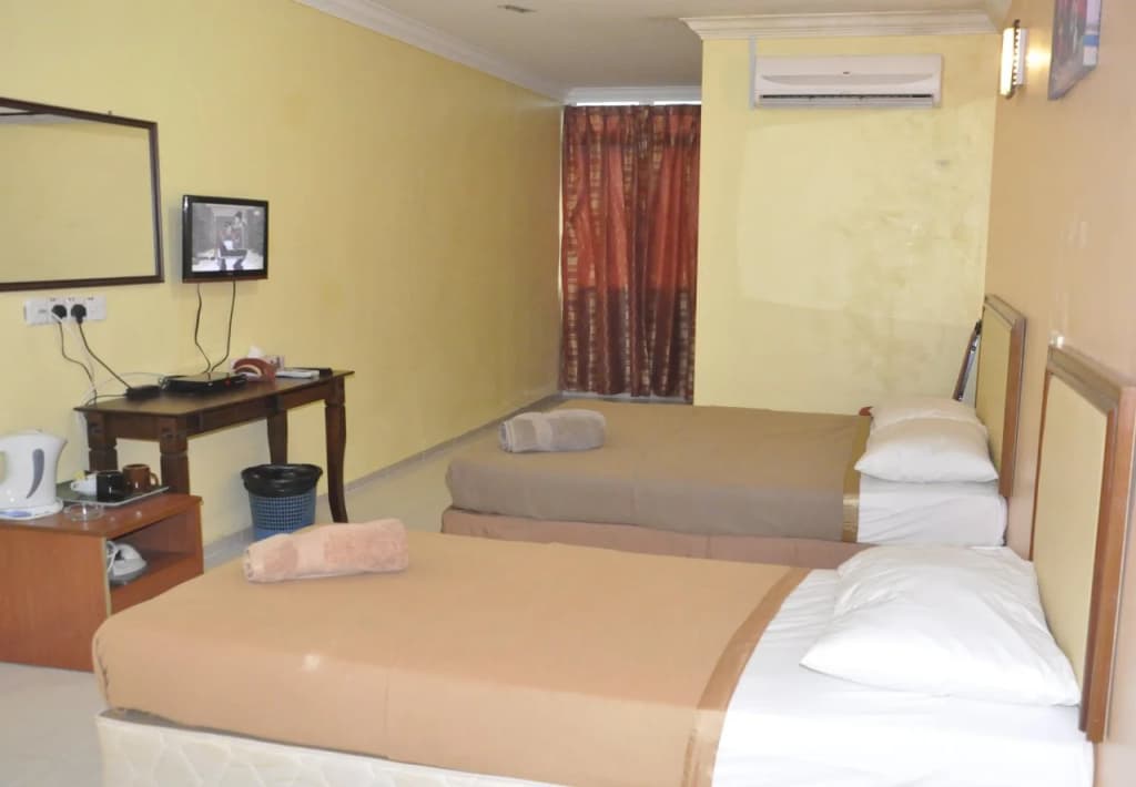 Saujana Hotel And Restaurant - photo 13