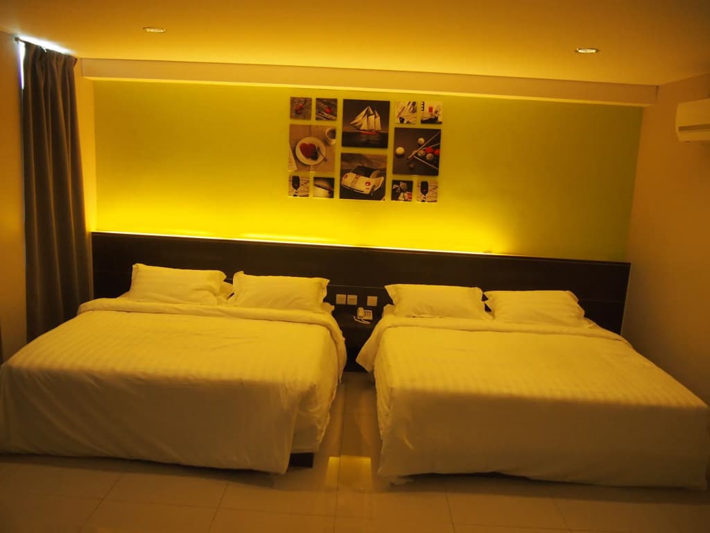 Star Bay Hotel - photo 4