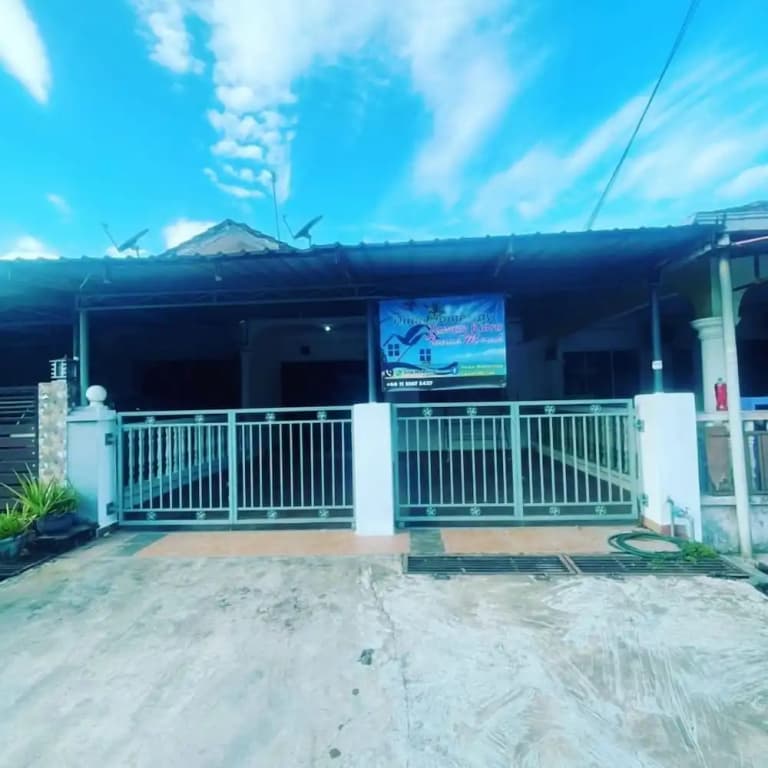 Huda Homestay Bandar Tanah Merah - photo 7