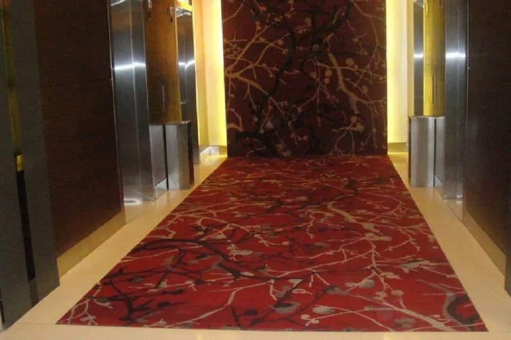 The Manor Luxury Suites & Apartments - photo 9