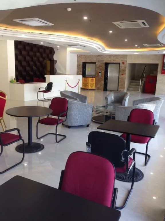MB Hotel Lahad Datu - photo 10