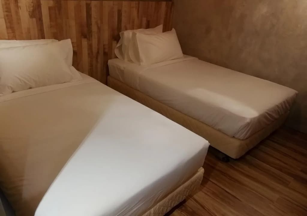 The Rise Room - photo 1