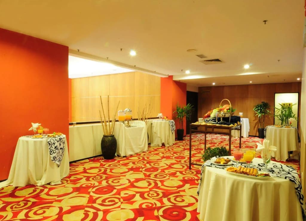 Hotel Sentral Seaview Penang @ Beachfront - photo 24