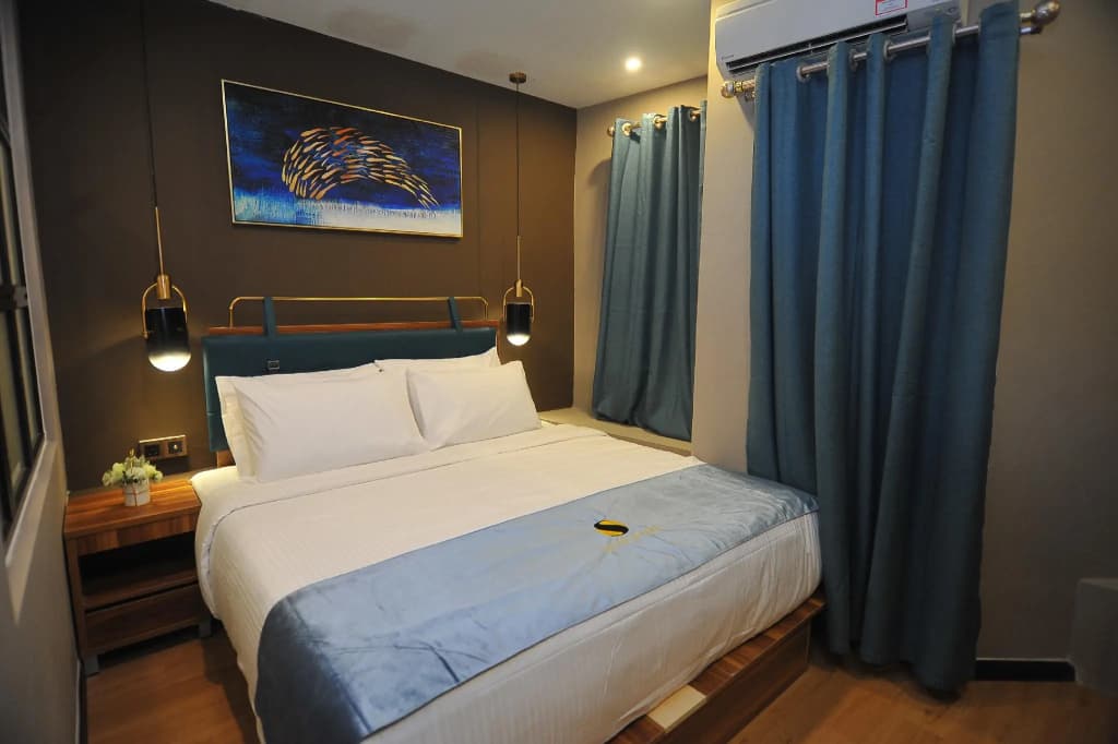 Skye Hotel - photo 3