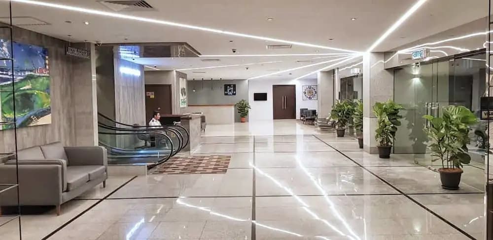 Urban H Hotel - photo 2