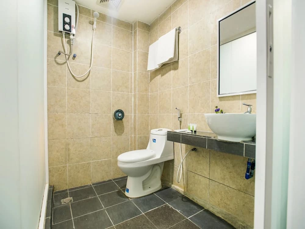 Grand Inn Hotel - photo 8