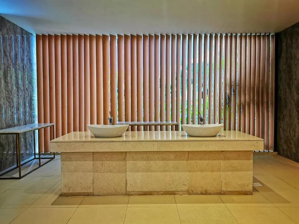 Yussy 4Bedroom Condo at R&F Princess Cove - photo 21