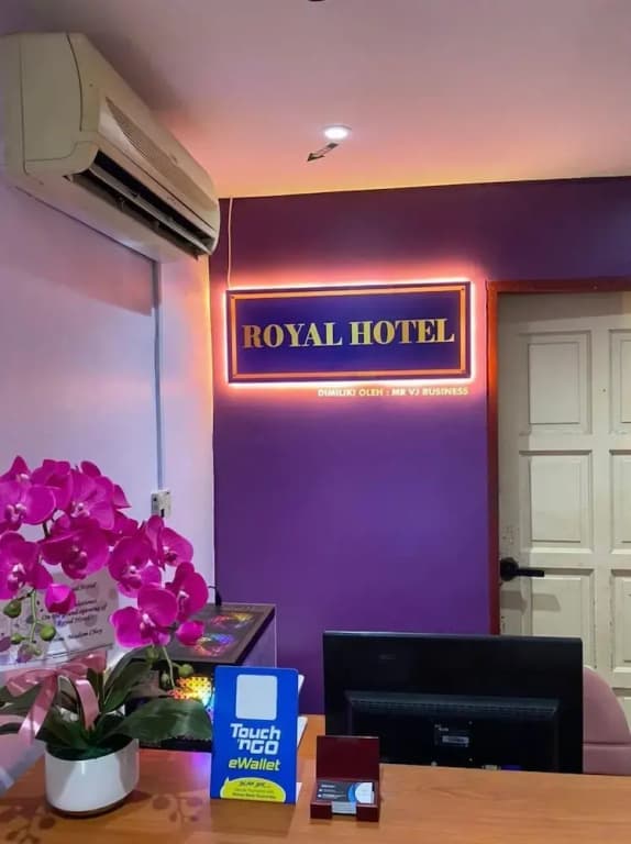 ROYAL HOTEL by MR VJ Business - photo 3
