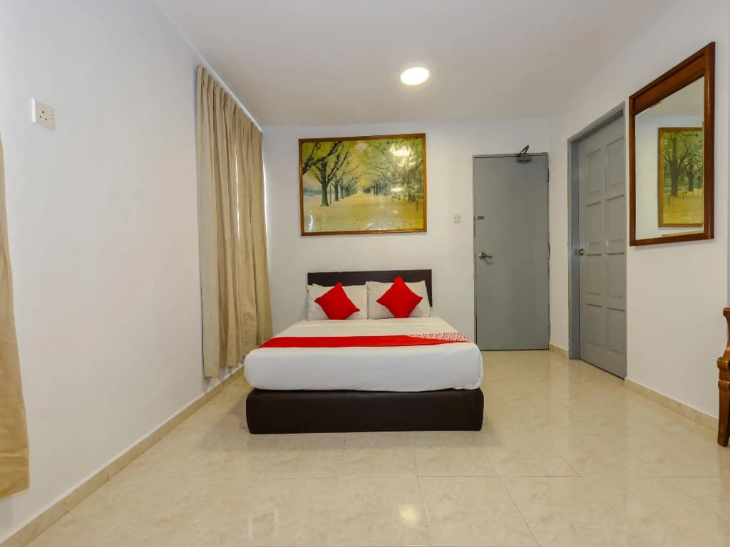 OYO 1090 Hollitel Hotel Melaka - photo 3