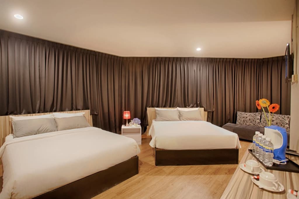 New Boutique Hotel - photo 3