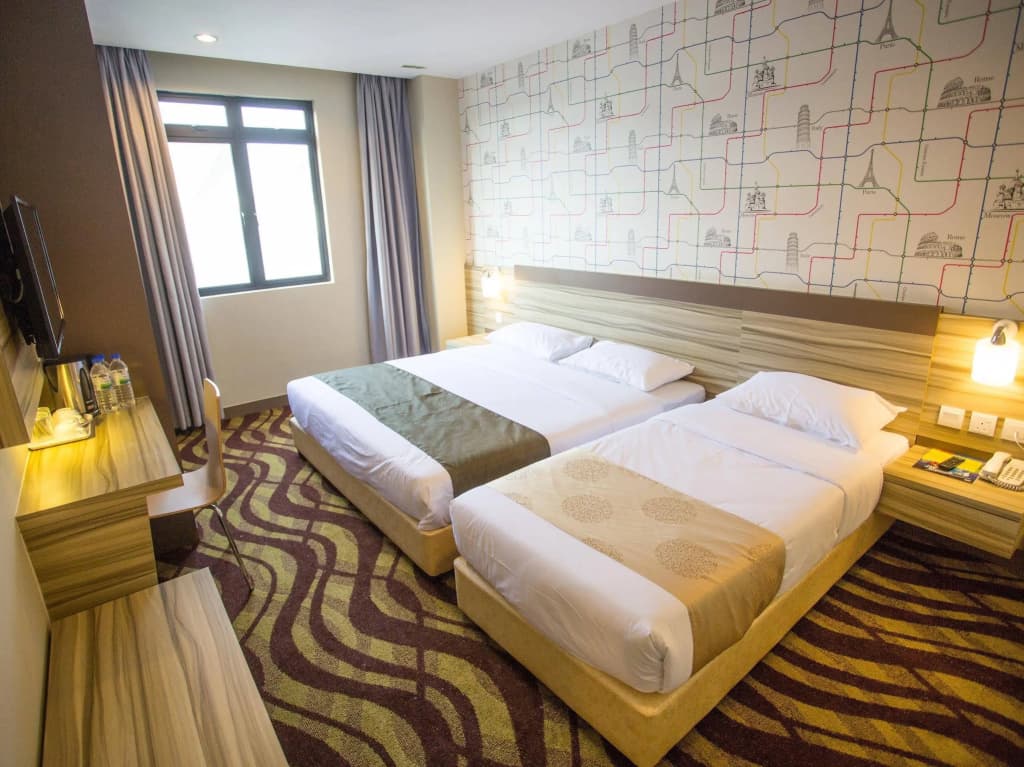 Hotel Zamburger Victory City - photo 4
