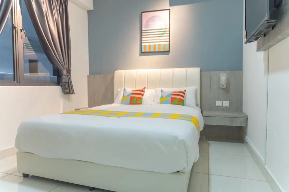 OYO Home 43995 Premium 3br 1tebrau - photo 4