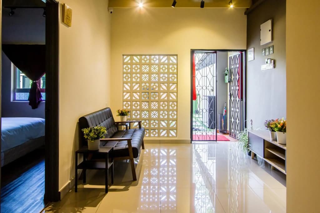 Explore 5BR Gardenhouse Retreats (Free Parking) - photo 14