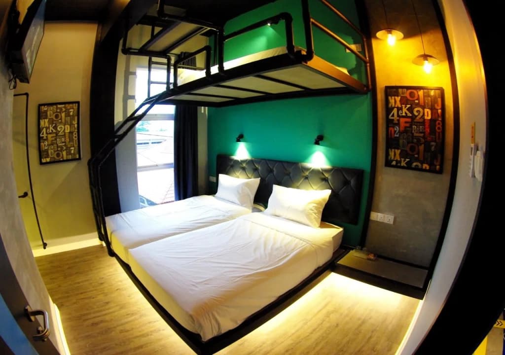 Tube Hotel Melaka - photo 3