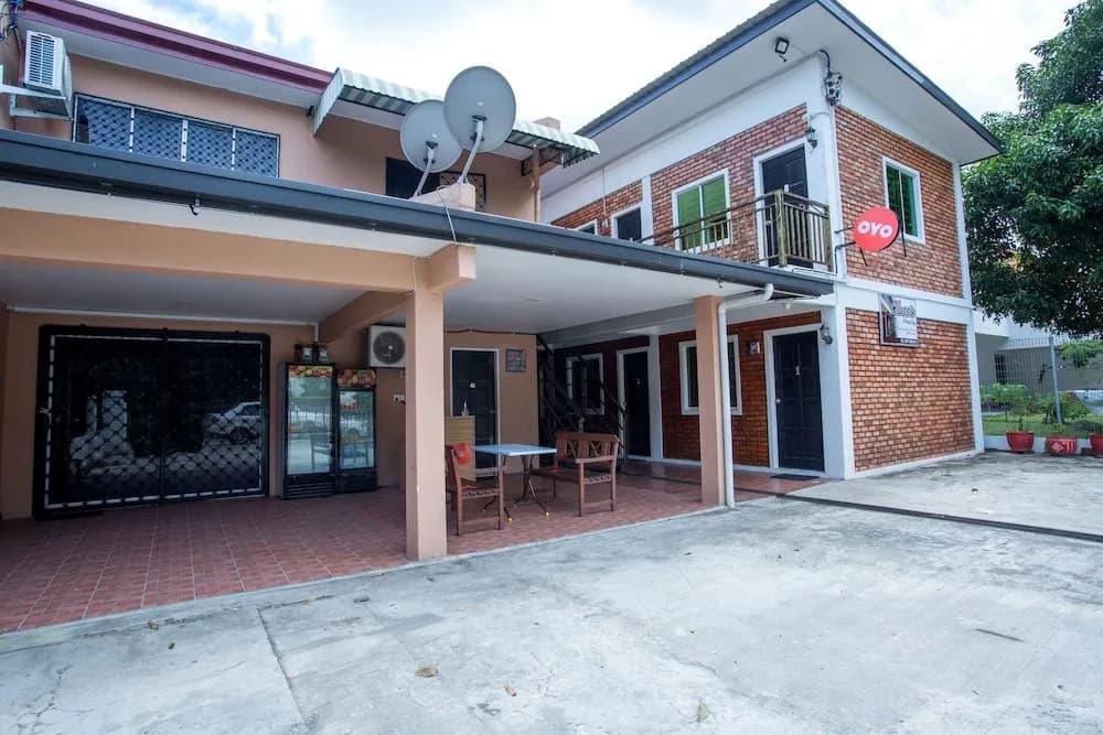OYO 90178 Classic Homestay - photo 13