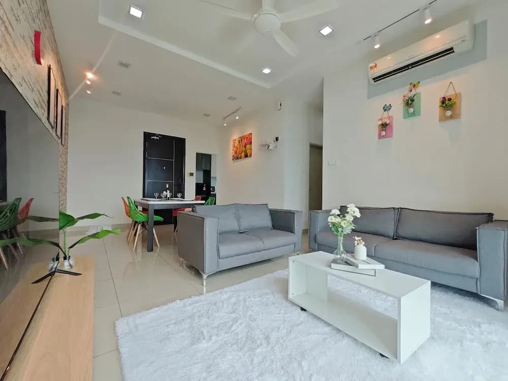 Kempas Dsummit Residences by Antlerzone - photo 2