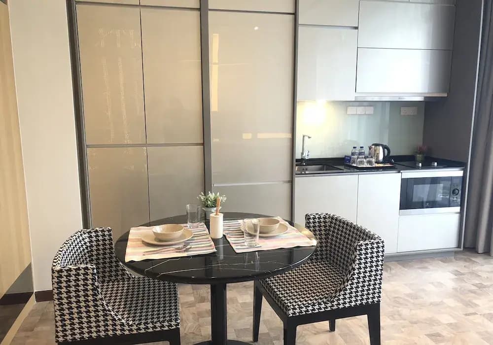 Expressionz Professional Suites by EH Homestay - photo 22