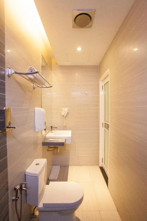 Orange Premier Hotel Taman Segar - photo 10