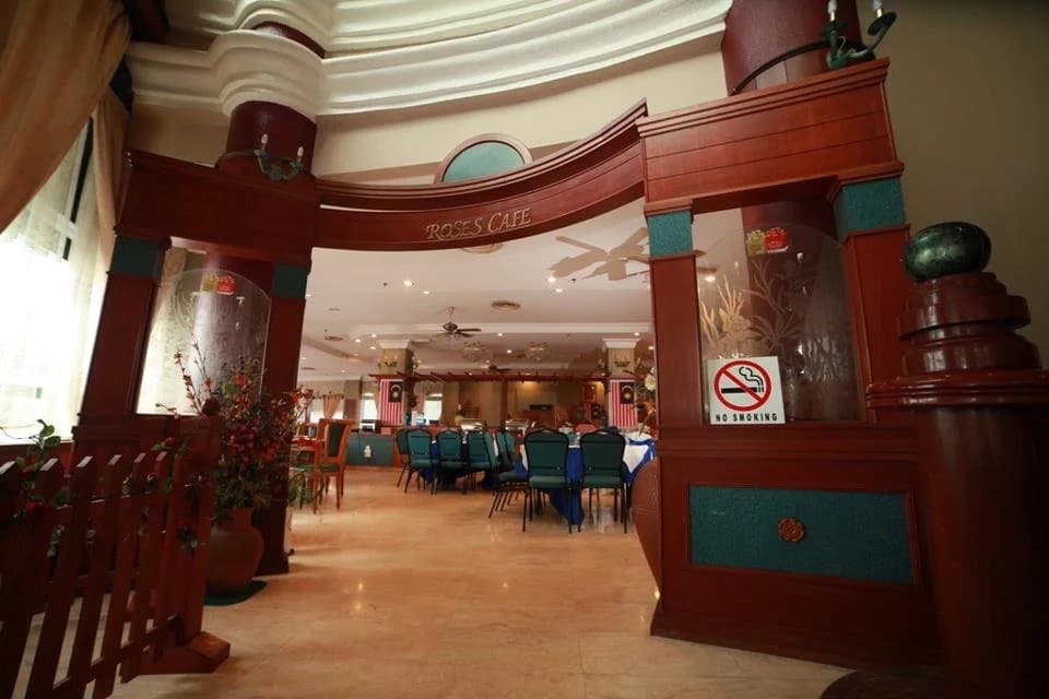 New Pacific Hotel - photo 14