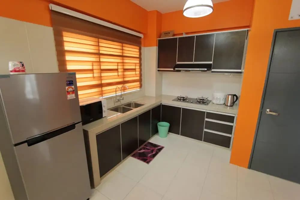Homestay Casa Mewah at Hijauan Heights - photo 12