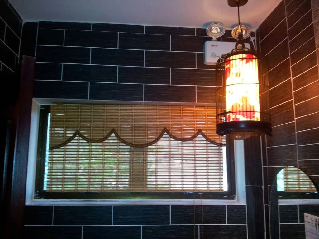 Ella Holiday Inn - photo 1