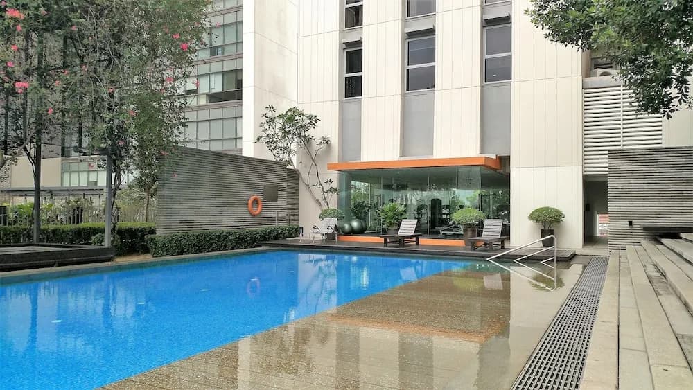 PJ8 Service Suite Pool View - photo 12
