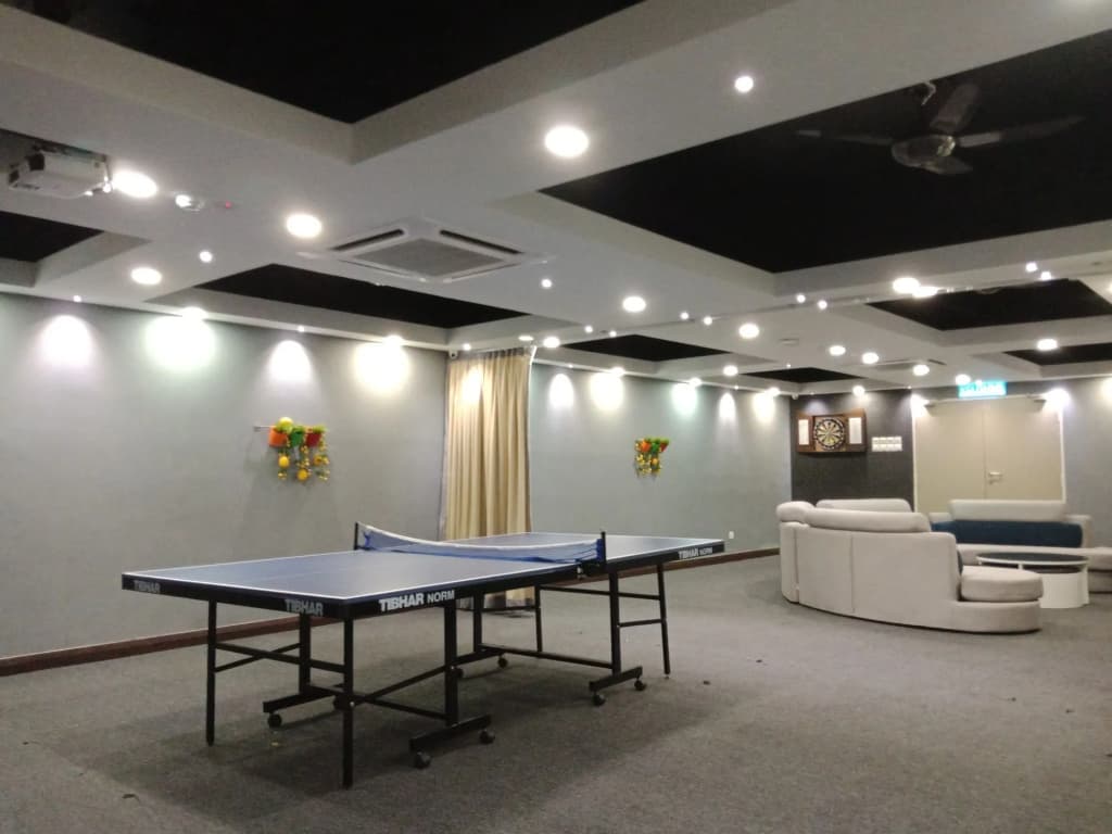 Lemon8 Hotel Apartment - photo 19