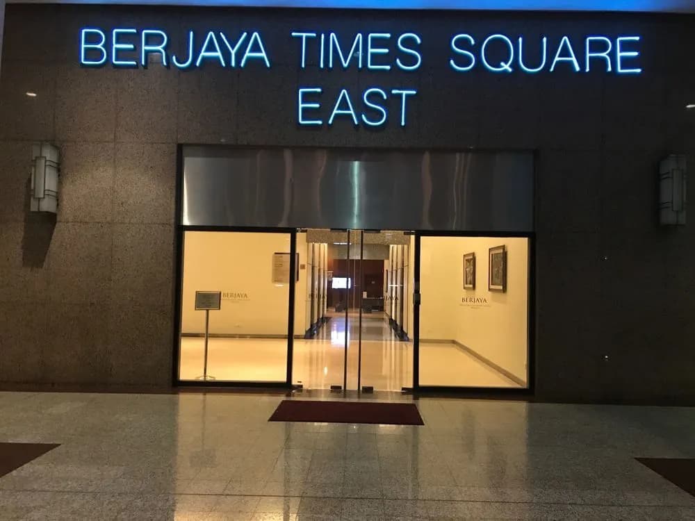 KL Service Apartment at Times Square - photo 1