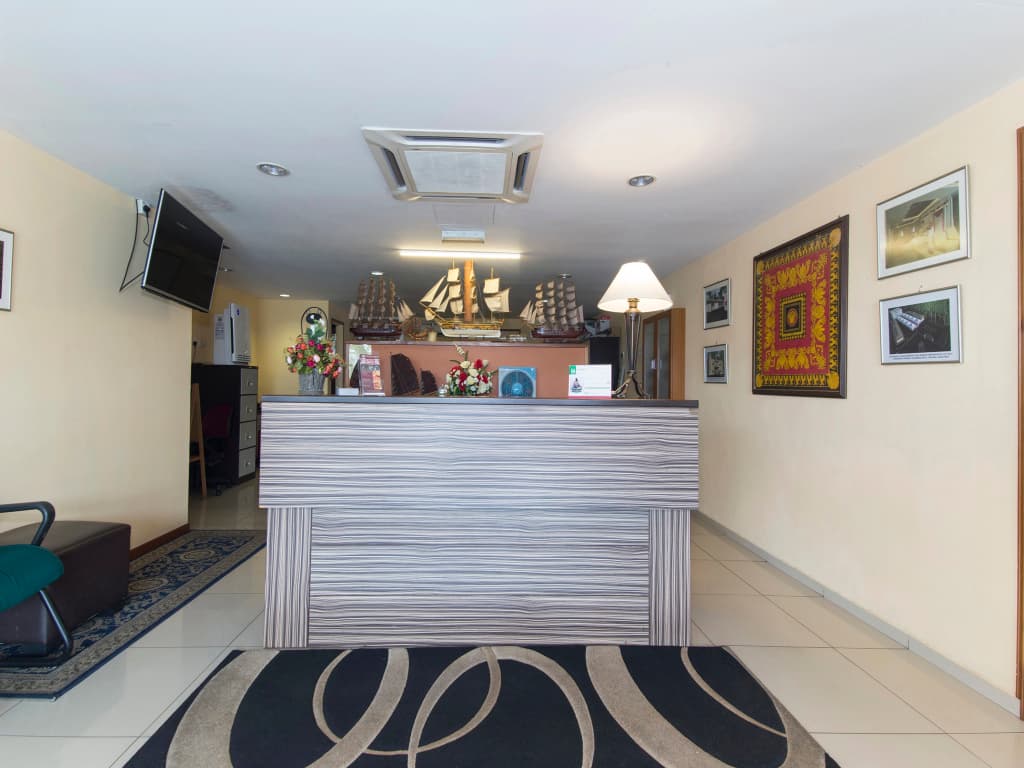 OYO 415 Straits Settlement Inn - photo 28