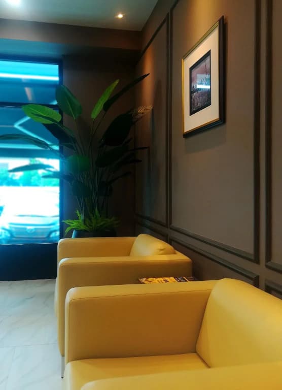 The Loft Plaza Hotel - photo 14