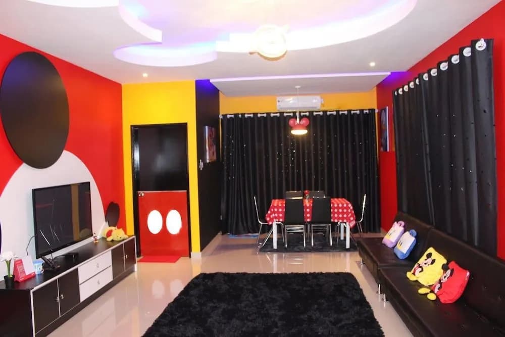 Mickey Mouse Signature Suite - photo 13