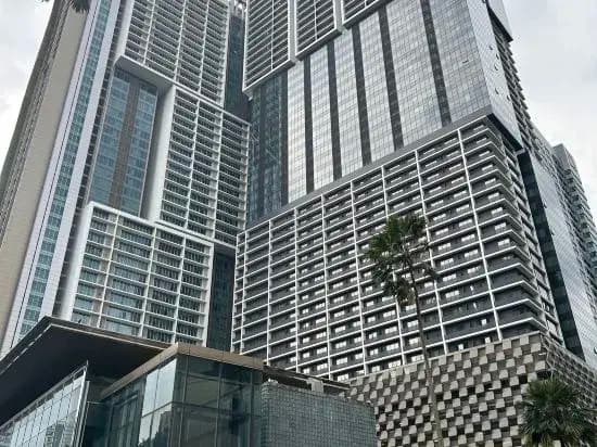 Platinum 2 at Twin Tower KLCC Pavilion to Kimiro - photo 2