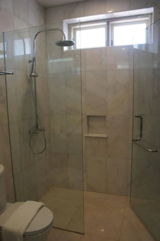 Heeren Palm Suites - photo 10