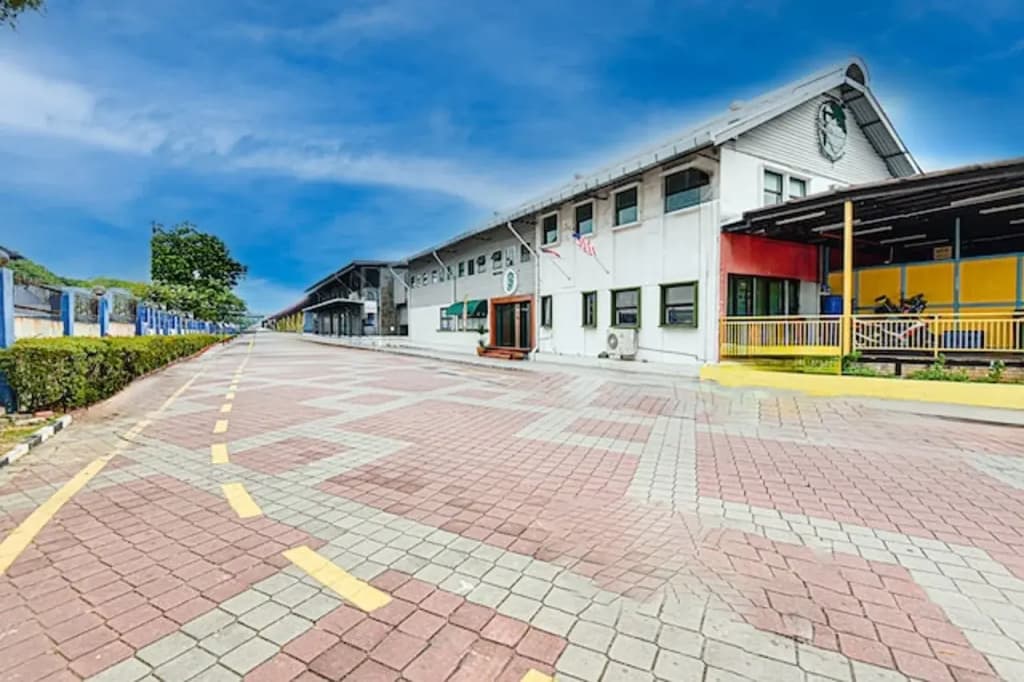 Sunday Malacca Near Jonker Street Formerly Quayside - photo 1