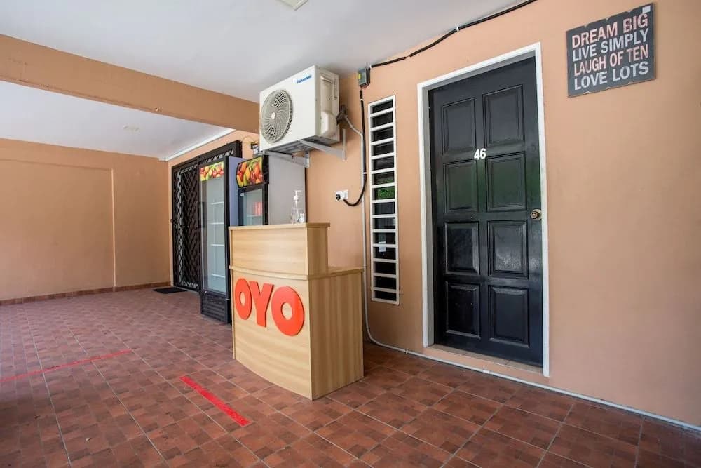 OYO 90178 Classic Homestay - photo 12