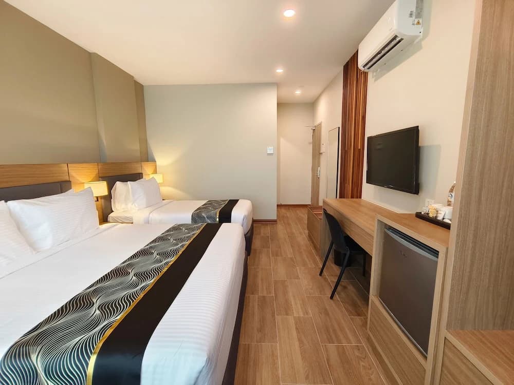 Zoom Hotel - photo 30