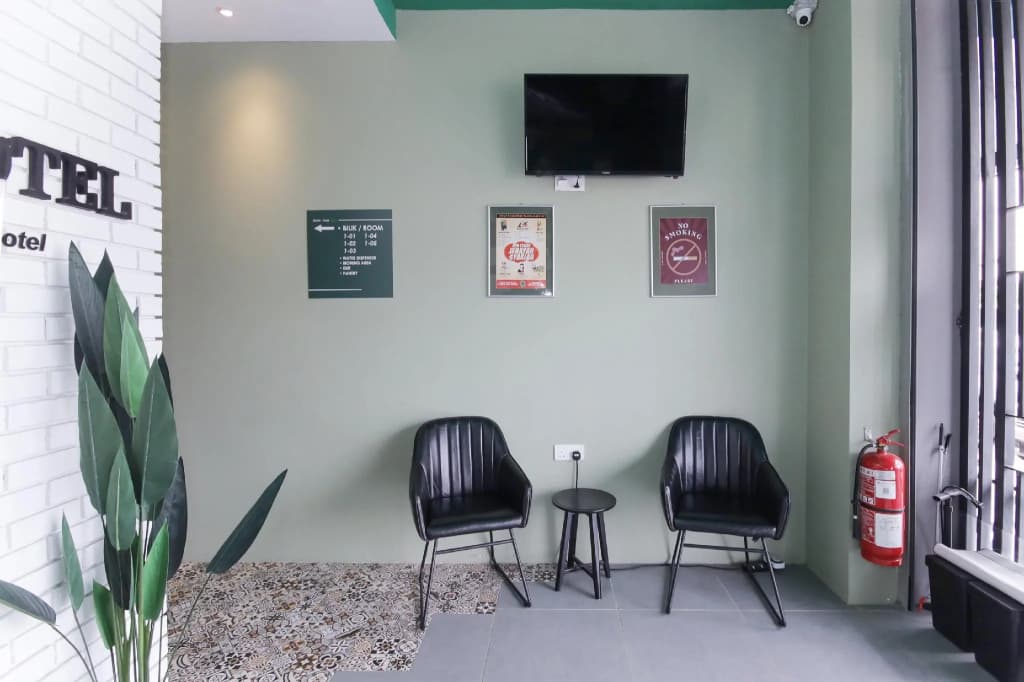 OYO 90399 Green Home Hotel (syariah) - photo 4