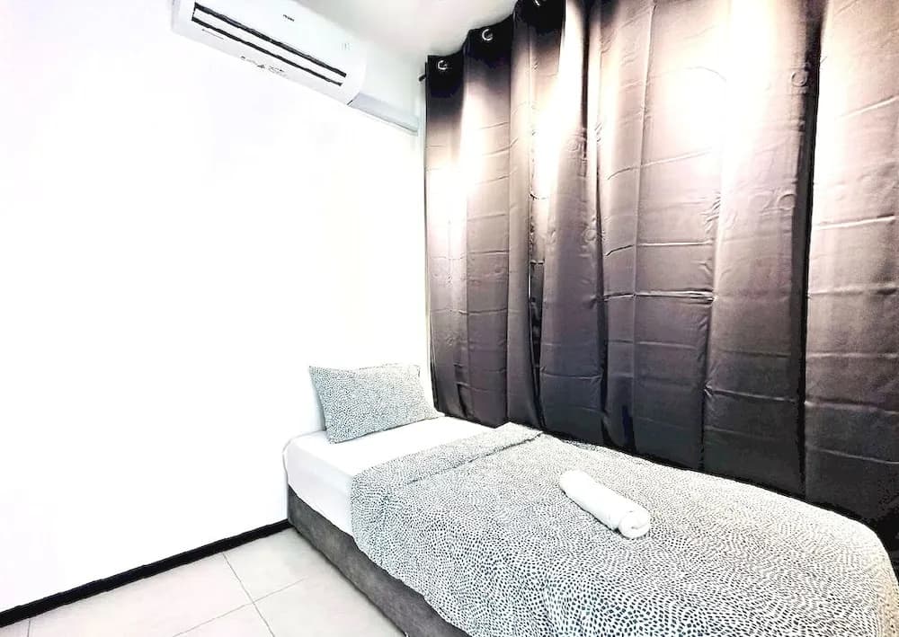 OYO Home 90948 Irishe Homestay Penang City Seaview - photo 5