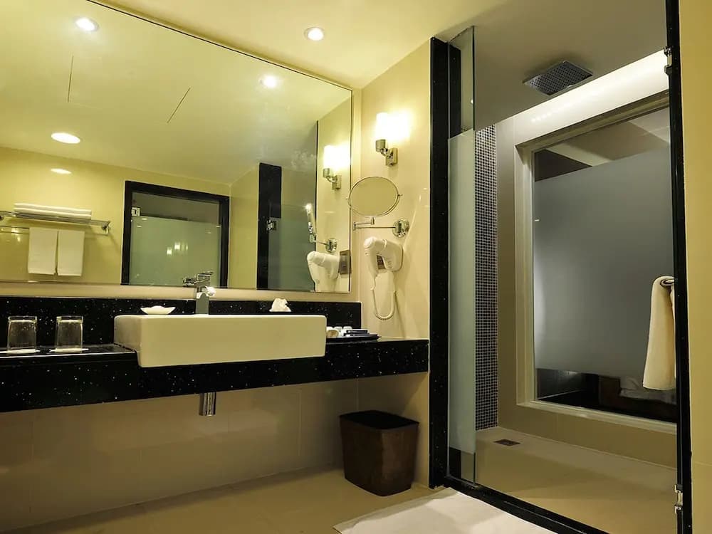 Cozy Marina Court Condominium - photo 2